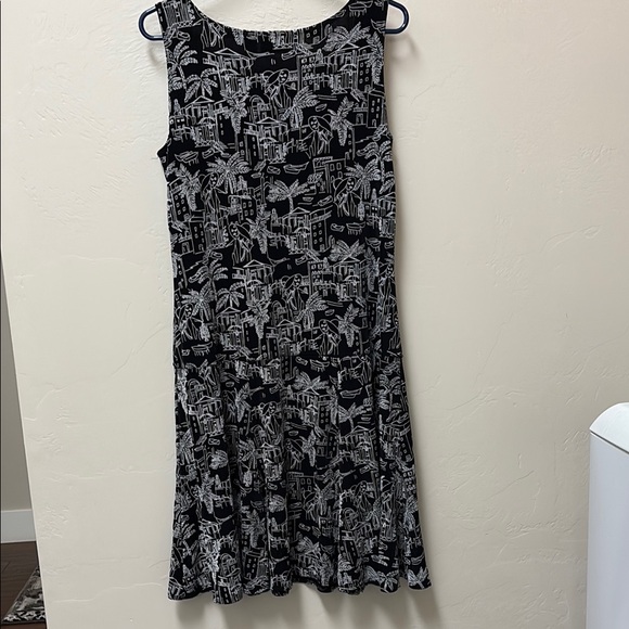 Chicos Travelers sleeveless dress - Picture 4 of 6